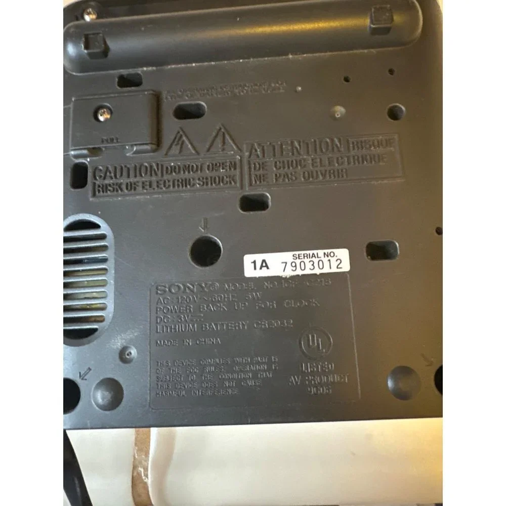 Sony 1990s Sony Dream Machine Alarm, AM/FM Radio Model ICF-218 Display 2545AB